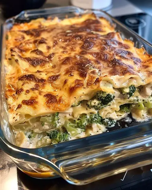 Discover How to Master the Art of Cooking Chicken and Broccoli Lasagna – Let’s Get Cooking!