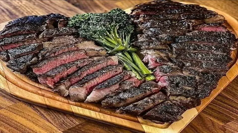 Perfectly Grilled Steak with Broccolini