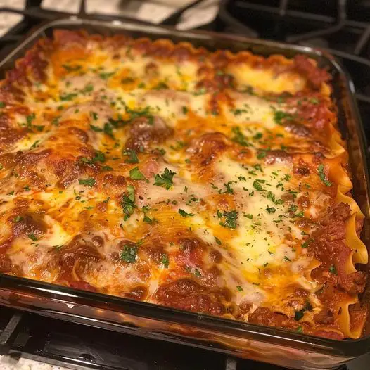 How to Make Classic and Traditional Lasagn At Home