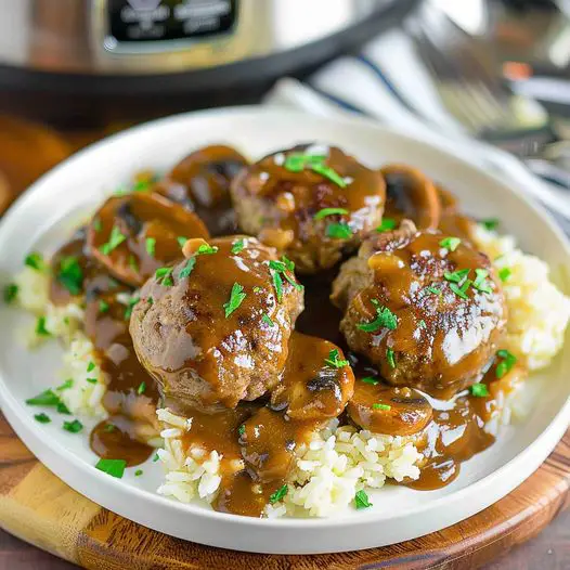 Slow Cooker Savory Salisbury Steak