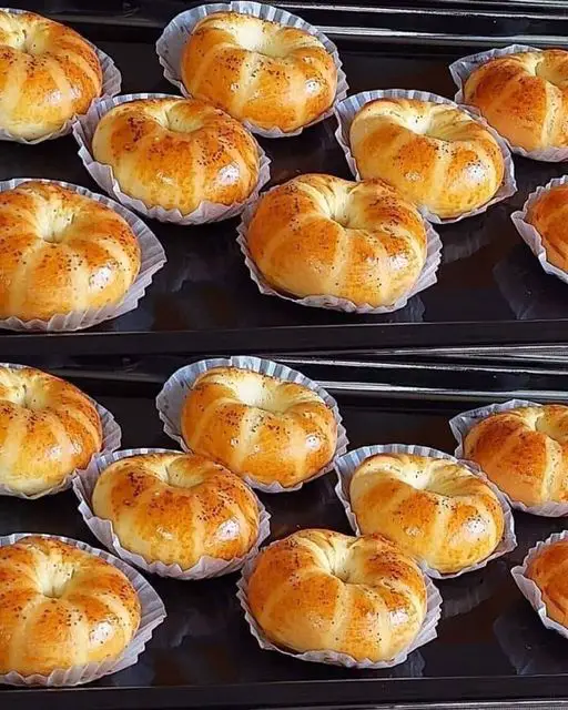 Jam-Stuffed Buns