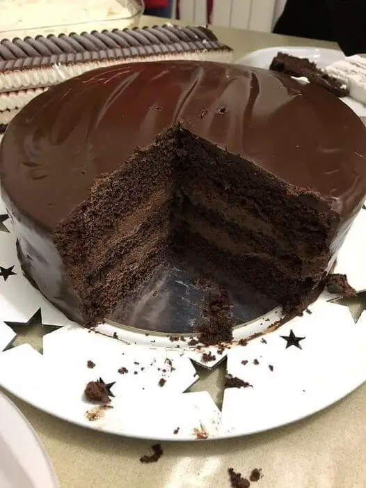 Chocolate cake