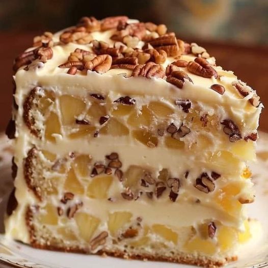 Creamy Pineapple Pecan Cake