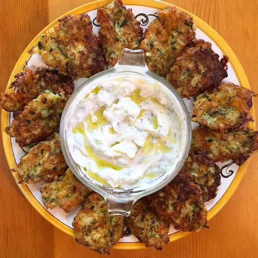 Crispy Zucchini Fritters with Creamy Cucumber Dip