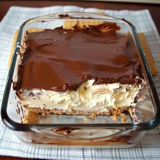 No Bake Chocolate Eclair Cake