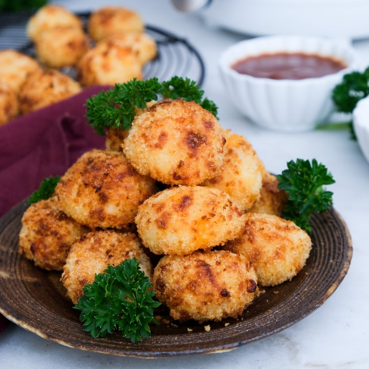 AIR FRYER CHEESY MASHED POTATO PUFFS