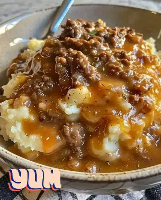 Ground Beef and Gravy Over Mashed Potatoes Recipe