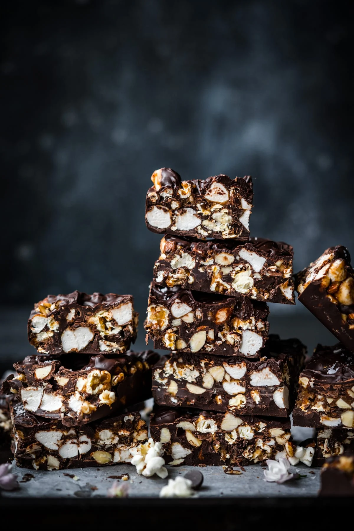 chocolate caramel popcorn bars 15