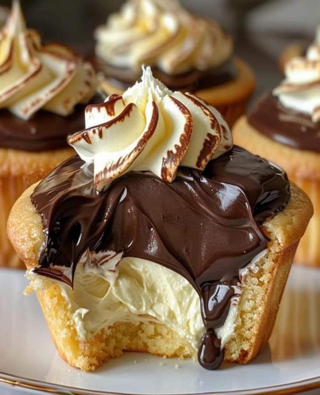 Boston Cream Pie Cupcakes