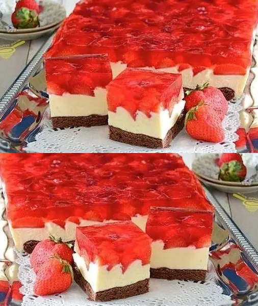 Mix 300 low-fat quark with 450 g mascarpone, strawberry cake baked in 1 hour