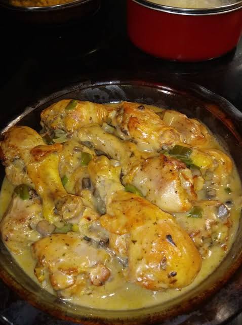 BAKED CHICKEN LEGS WITH CREAM OF MUSHROOM