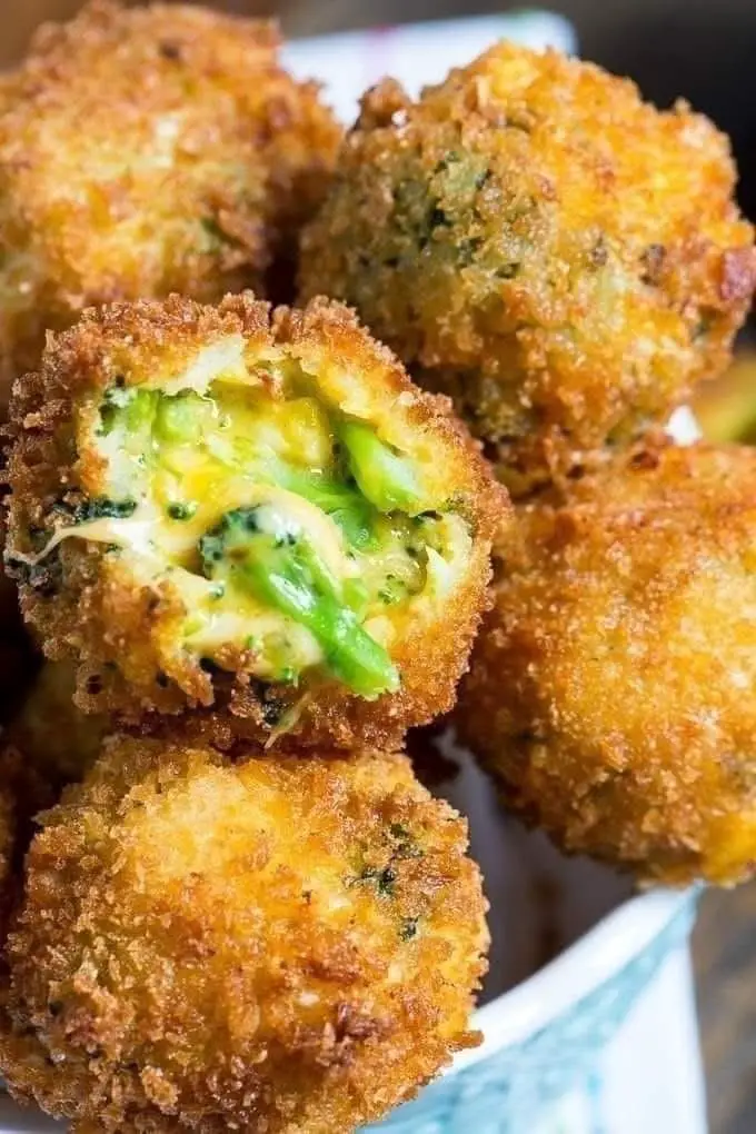 Bake broccoli cheese ball