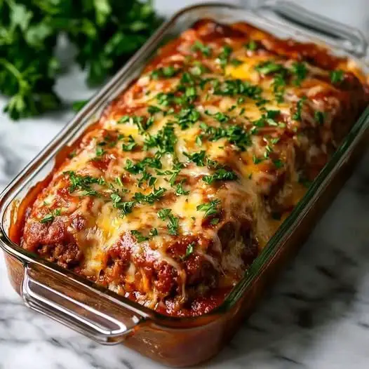 Cheesy Meatloaf with Tomato Sauce