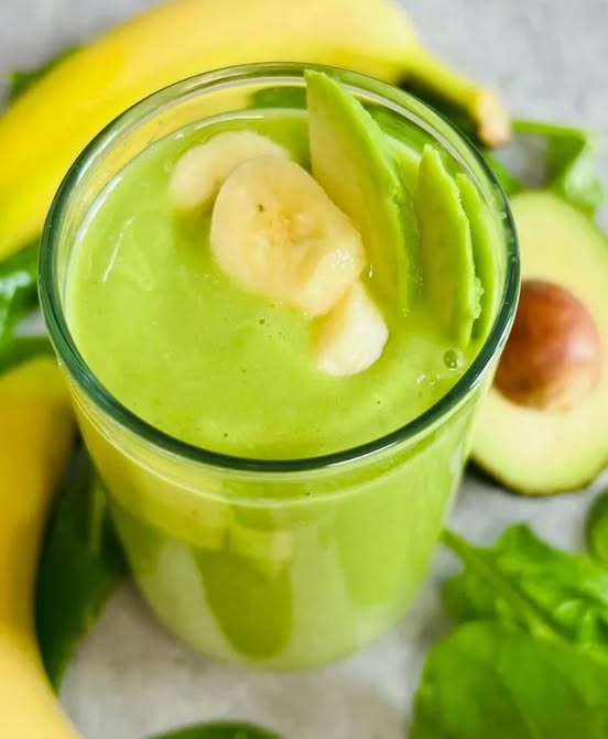 Easy Avocado Smoothie: