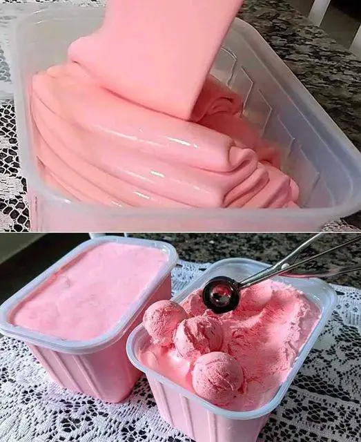 HOMEMADE STRAWBERRY ICE CREAM