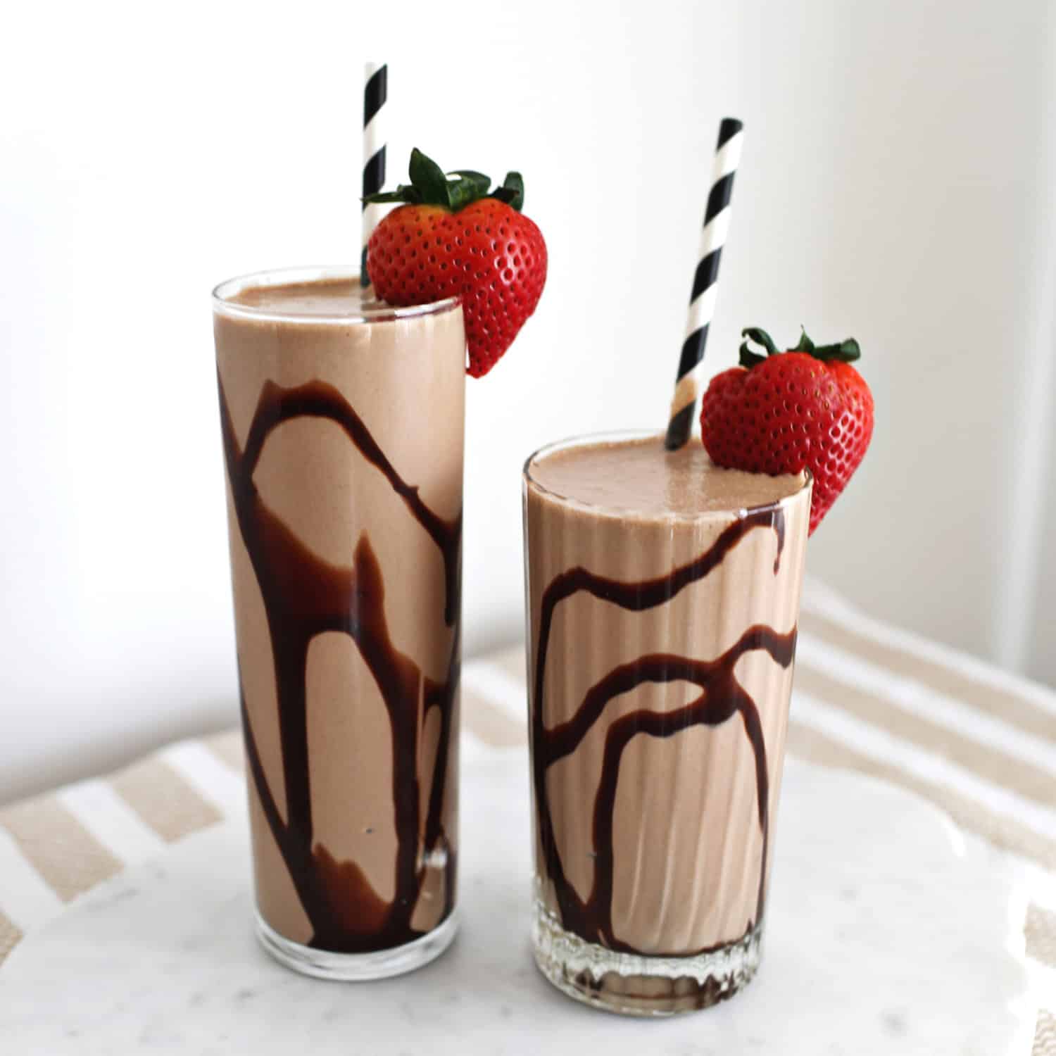 chocolate smoothie recipe. scaled 1
